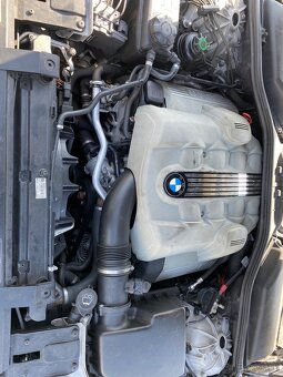 ROZPREDÁM BMW E63 645ci 2004 - 8