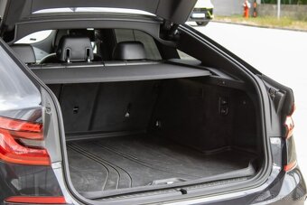 BMW Rad 6 GT 640d xDrive Gran Turismo A/T - 8