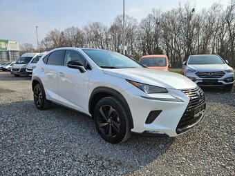 Lexus NX Serie 300h AWD Sport Line - 8