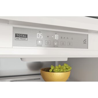 Vstavaná kombinovaná chladnička WHIRLPOOL WHC20 T593 P - 8