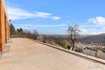 Vila (8-izb.) na kopci s výhľadom na Bratislavu - 8