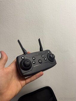 🚁 Mini dron s HD kamerou – vo veľmi dobrom stave - 8