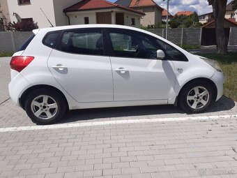 Kia Venga 1.4 crdi 55kw - 8