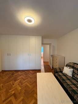 Prenájom1-izboveho bytu v Trnave pri Centre mesta - 8