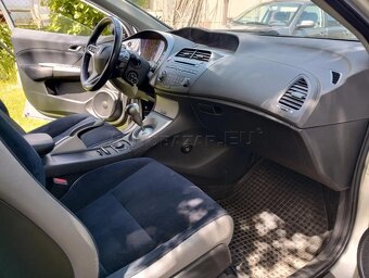 Honda Civic 1.8 VTEC Executive - 8
