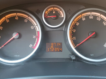 predám Opel Corsa-D - 8