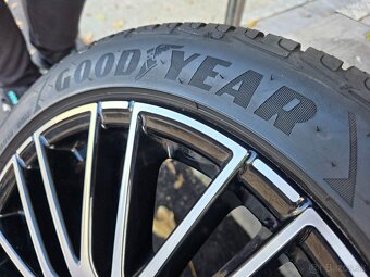 Mercedes A-Classe, B-Classe, C-Classe 5x112 r18 - 8