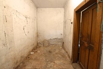 NA PREDAJ POZEMOK NA VÝSTAVBU RD, PODNIKANIE NOVÉ ZÁMKY - 8