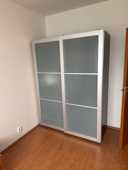 Za symbolickú cenu je možnosť aj osobitne najlepšie komplet - 8