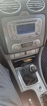Ford focus - 8