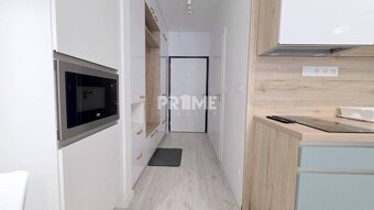 MODERNÝ 2i, SLNEČNICE, BALKÓN, PARKING, Zuzany Chalupovej,Pe - 8