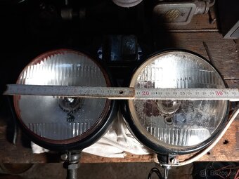 PRÍDAVNÉ SVETLÁ - 8