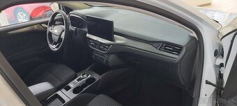 Predám Ford Focus combi - 8