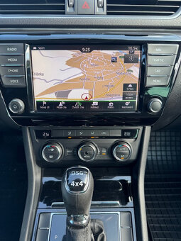 Škoda Superb Combi 2.0 TDI 190k 4x4 Ambition DSG EU6 - 8