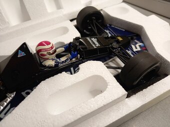 F1 ROZKLÁDACÍ BRABHAM BMW 1983 NELSON PIQUET MINICHAMPS 1:18 - 8