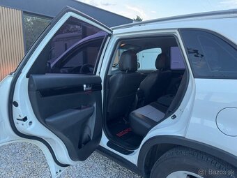 Kia Sorento 2.2 AWD 1.majiteľ - 8