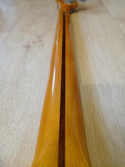 Fender Squier Classic Vibe 50s Precision - 8