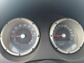 Volkswagen Polo 1.0 MPI - 8