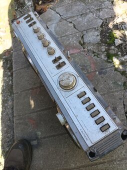 Gramorádio Tesla - 8