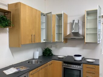 Nadčasová kuchyňa GRÉTA - 8