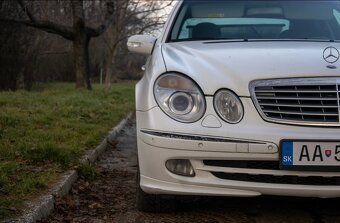 Mercedes-Benz E 320 Benzín 4x4  LPG - 8