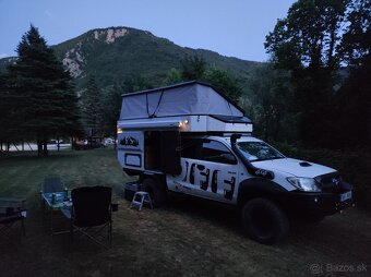 Toyota Hilux camper offroad obytné obytná nástavba - 8