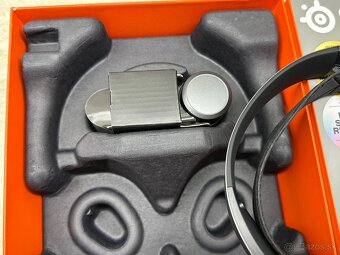 SteelSeries Arctis Nova Pro Wireless - 8