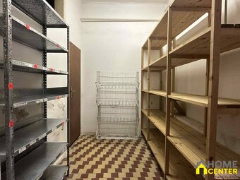 PRENÁJOM obchodné priestory v priamom centre - KOMÁRNO - 8