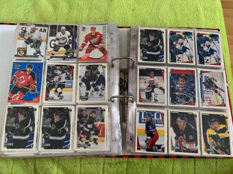 Predam asi 800ks Hokejovych karticiek rozne - 8