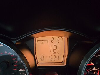 Aprilia aTC SRV850 - 8