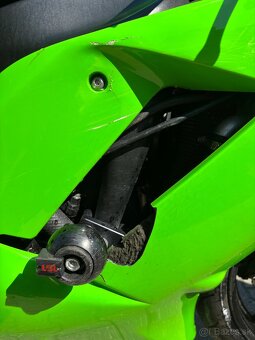 Kawasaki zx6r - 8