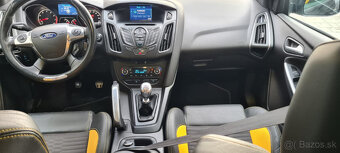 Ford Focus 2,0 ST 250 PS - 8