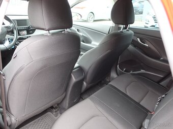 Hyundai i30 FB 1.6CRDi 100kW TAŽNÉ ČR 1MAJITEL SERVISKA - 8