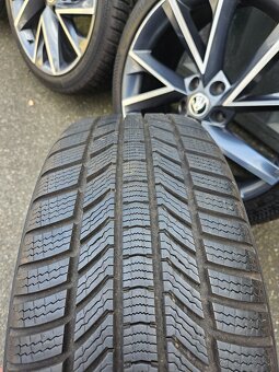 Zimní alu kola Vega 19" Škoda Superb 235/40 R19 - 8
