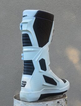 Predám mx čižmy SHOT R6 biele - 8