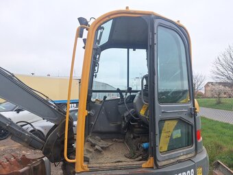 VOLVO ECR88 - 8