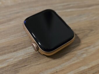 Apple watch se 1 generácie 40mm - 8