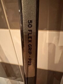 HOKEJKA CCM JETSPEED FT7 PRO ZAHNUTÍ P29 TVRDOST 50/40 - 8