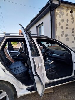 BMW X5 xDrive 3.0i - 8