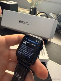 Apple Watch SE 2023 44mm, zdravie batérie 99% - 8