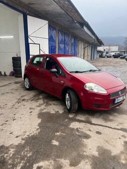 Fiat Grande Punto - 8