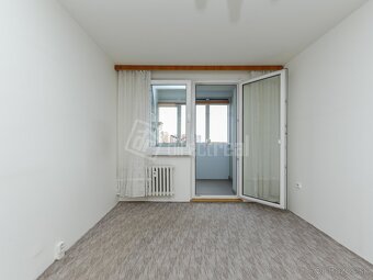 Byt na predaj: 3 izby, loggia, pivnica – pokojné býva… - 8