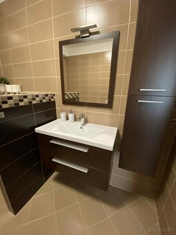 Na prenájom krásny 2 izb byt priamo v centre Senca - 8