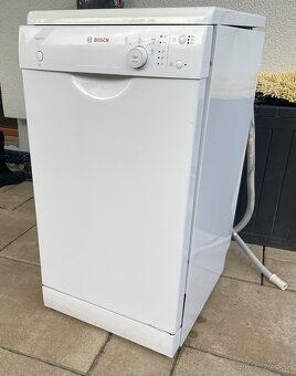 Umyvačka riadu Bosch _úzka 45 - 8