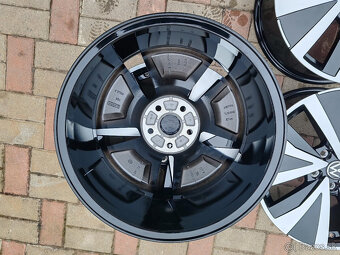 VW ID 4,SEAT, ŠKODA 5X112 - 8