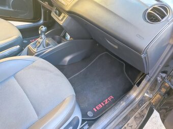 Seat Ibiza ST Combi - 8
