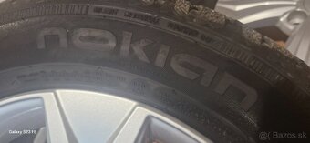 Predám zimny komplet Toyota CH-R 5x114,3 R17 ,215/60 R17 - 8