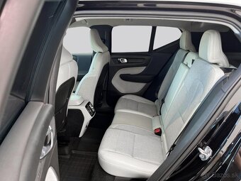 XC40 D3 110KW AT - 8