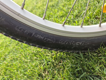 Genesis Melissa 20'' - 8