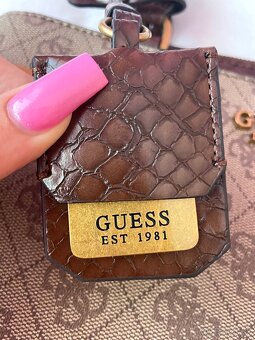 Predám kabelku Guess - 8